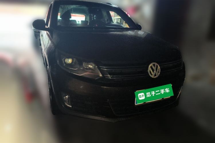 Used Volkswagen Tiguan 2013 1.8 TSI Automatic Two-Wheel Drive Comfort Edition Front Right 45 Deg