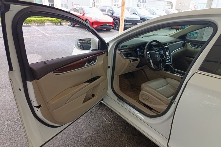 Used Cadillac XTS 2016 28T Elite Edition Driver Seat