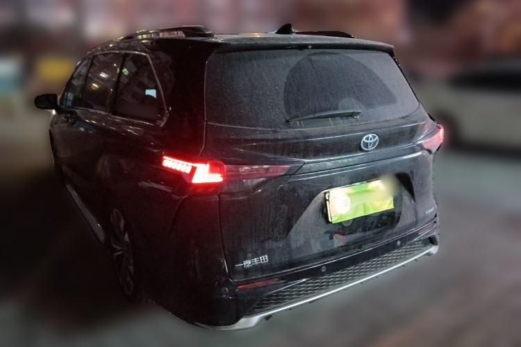 Used Toyota Granvia 2023 2.5L Hybrid Prestige PLUS Edition Rear Left 45 Deg