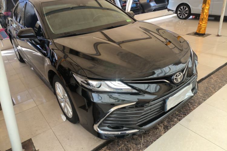 Used Toyota Camry 2021 2.0G Luxury Edition Front Right 45 Deg
