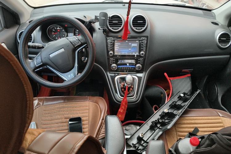 Used Haval H6 2016 Upgraded Model 1.5T Manual Two-Wheel Drive Elite Version