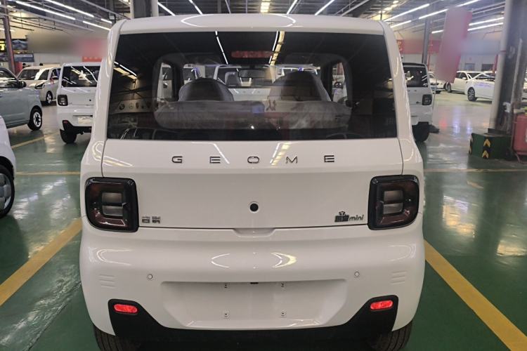 Used Geely Galaxy Panda 2024 Panda Mini 200km Endurance Bear
