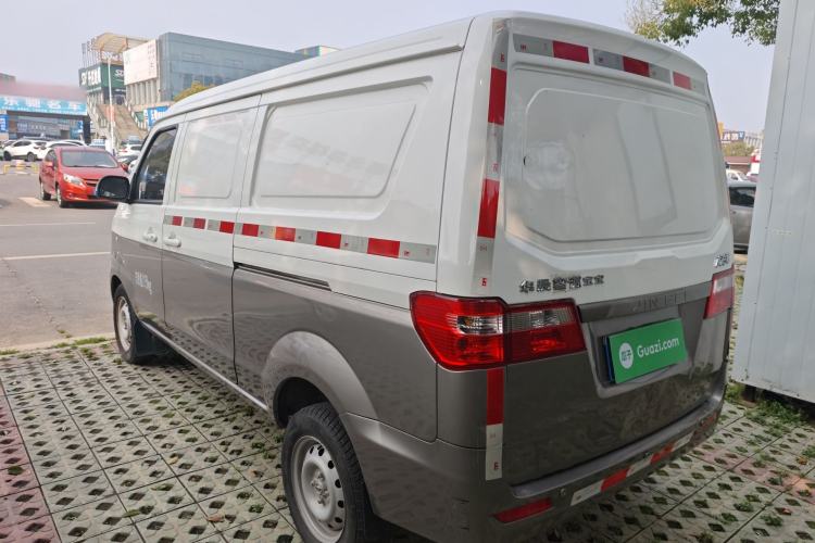 Used Jinbei Hiace X30 2019 1.5L Van Comfort Model China VI SWC15M
