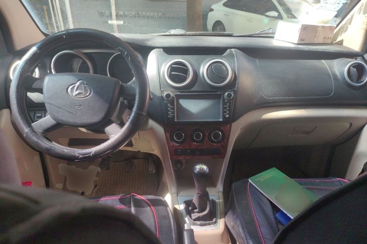 Used CHANGAN KAICHENG Ounuo S 2012 1.3L Base Version
