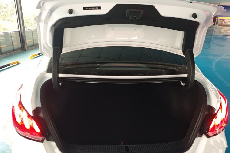 Used MG 5 2021 300TGI DCT Elegant Luxury Edition