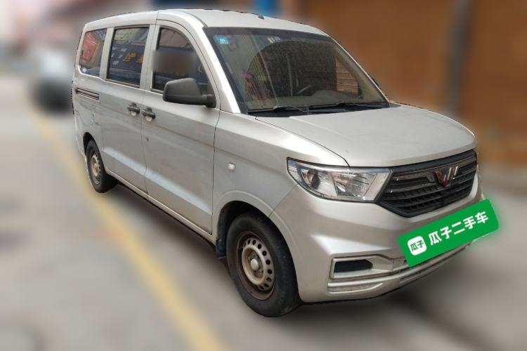 Used Wuling Hongguang V 2019 1.5L Jingqu Version China VI LAR