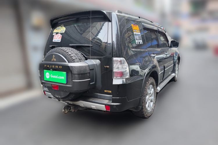 Used Mitsubishi Pajero 2016 3.0L Automatic Prestige Version China IV Standard
