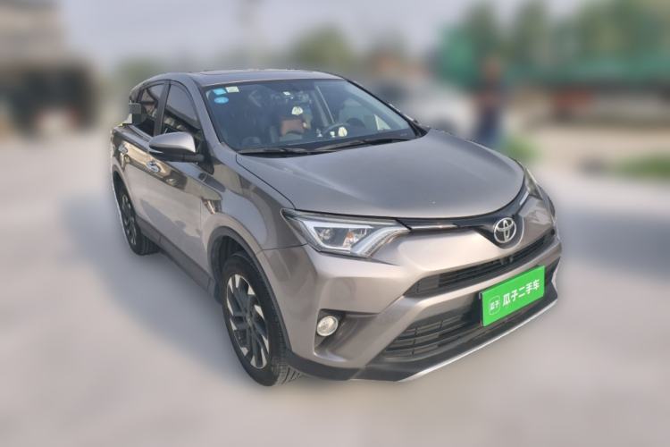Used Toyota RAV4 2016 2.5L Automatic 4x4 Elite Edition Front Right 45 Deg