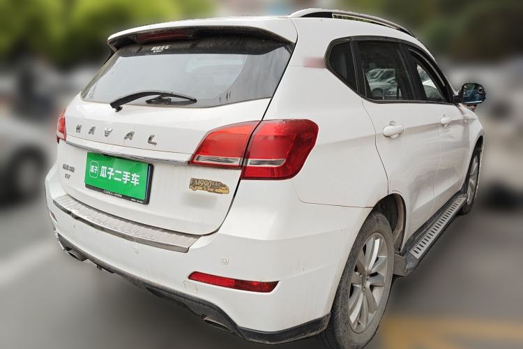 Used Haval H2 2016 Red-Label 1.5T Manual Two-Wheel Drive Luxury Model Rear Right 45 Deg