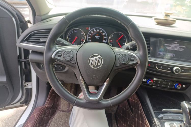 Used Buick Regal 2017 28T Luxury Edition
