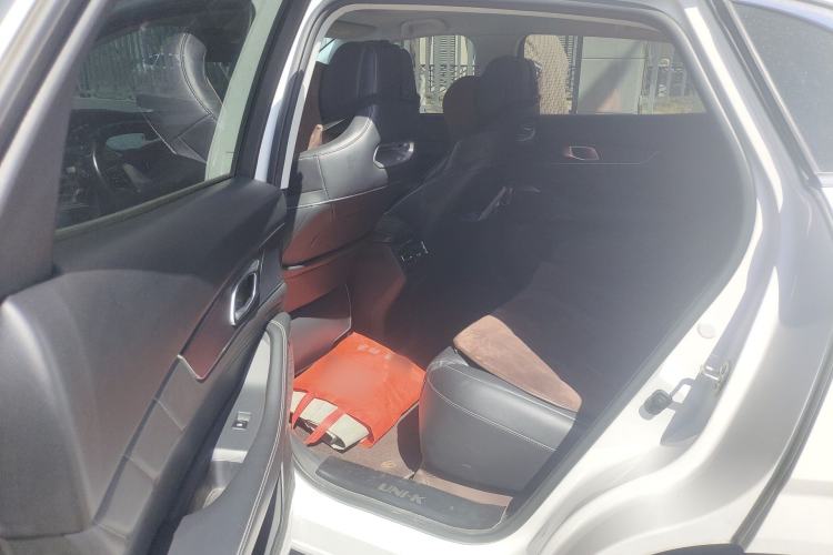 Used CHANGAN UNI-K iDD 2023 Zhidian iDD 1.5T 135km Smart & Fun Model