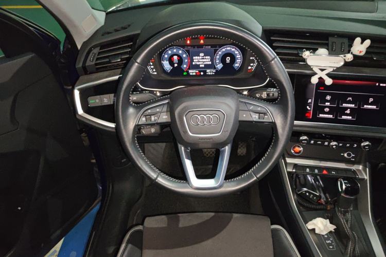 Used Audi Q3 2020 35 TFSI Ambition Dynamic Edition Steering Wheel