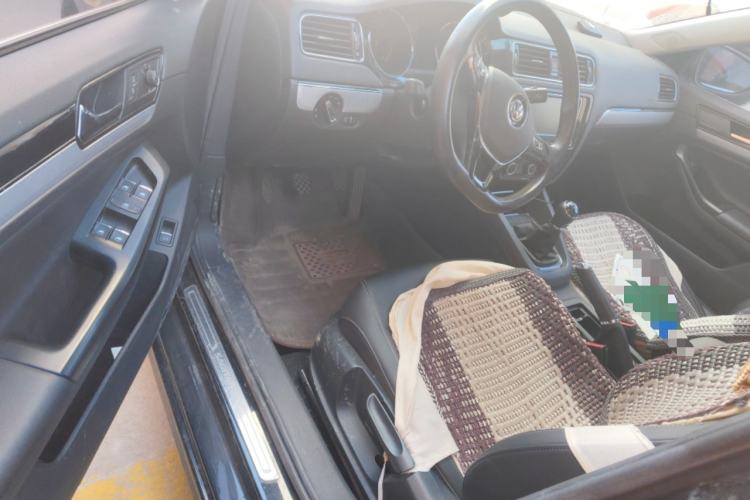 Used Volkswagen Sagitar 2018 1.6L Manual Comfort Model