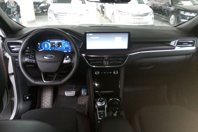 Used Ford Escape 2024 EcoBoost 245 Four-Wheel Drive ST-Line Pro Trim
