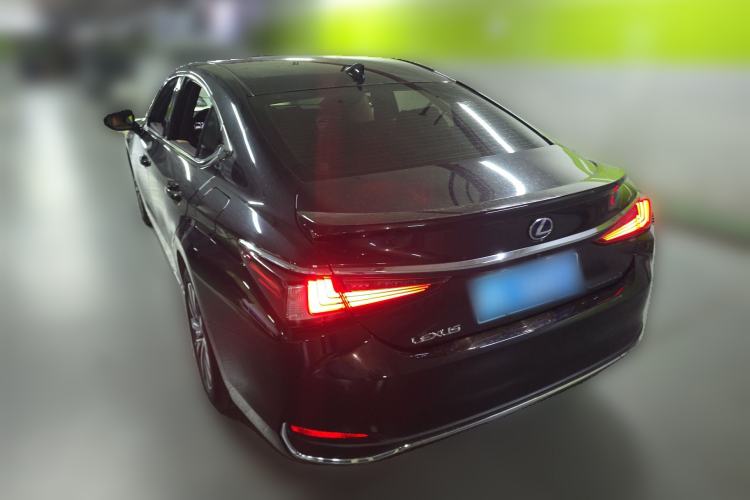 Used Lexus ES 2018 300h Premier Edition China V Standard
