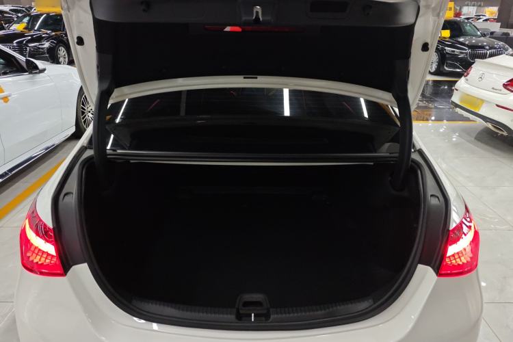 Used Mercedes-Benz C-Class 2024 Second Facelift C 260 L Sport Edition Trunk