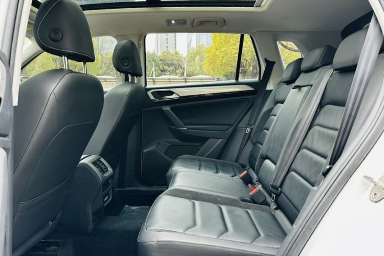 Used Volkswagen Tayron 2019 330TSI Two-Wheel-Drive Luxury Plus China VI Standard
