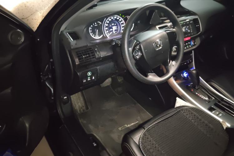 Used Honda Accord 2014 2.0L LX Comfort Edition Driver Seat