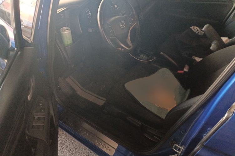 Used Honda Fit 2018 1.5L CVT Comfort Version Interior 3