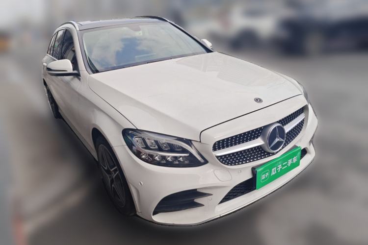 Used Mercedes-Benz C-Class 2019 C 260 Estate Front Right 45 Deg