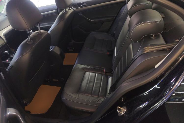 Used Volkswagen Lavida 2017 1.6L Automatic Comfort Edition Left Rear Seat