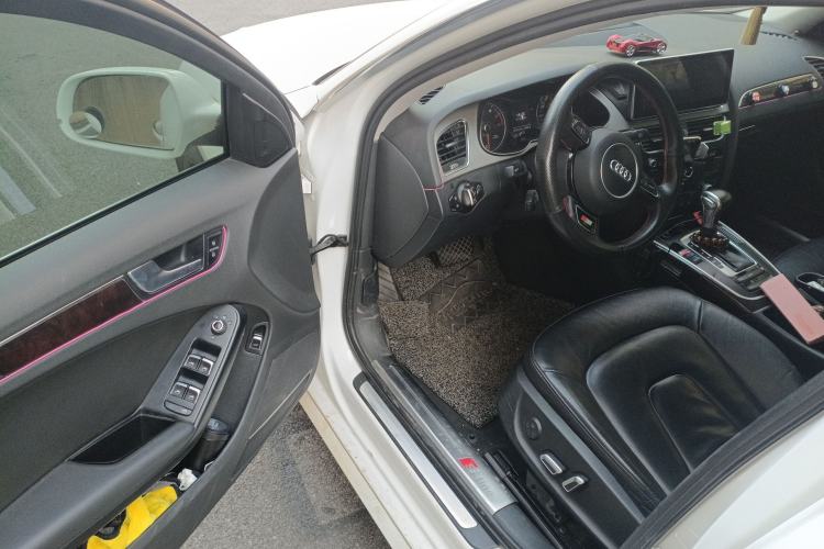 Used Audi A4L 2015 35 TFSI Automatic Comfort Model