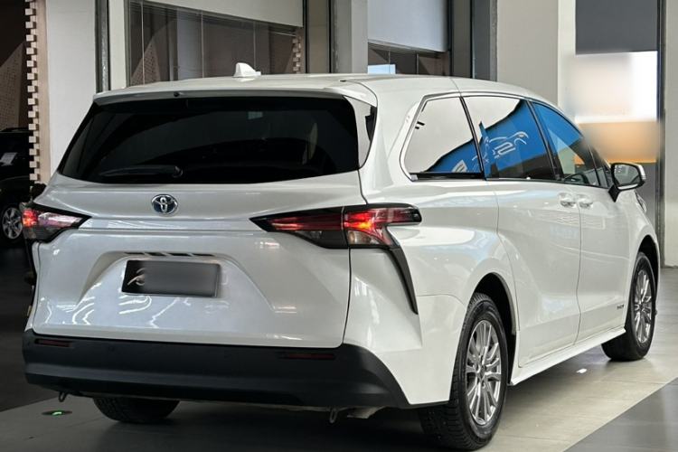 Used Toyota SIENNA 2021 2.5L Hybrid Comfort Edition
