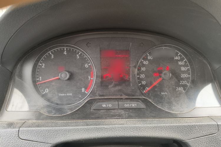 Used Volkswagen Santana 2015 1.6L Manual Fashion Edition