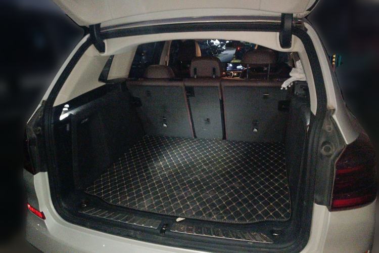 Used BMW X3 2018 xDrive28i M Sport Package China V Emission Standard Trunk