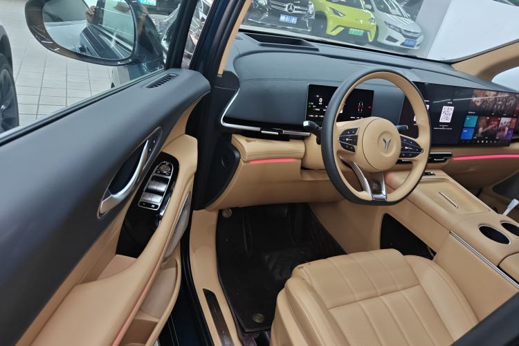 Used VOYAH Dream 2025 PHEV Four-Wheel-Drive Flagship Kunpeng Edition