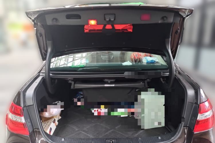 Used Mercedes-Benz E-Class 2010 E 300 Fashion Luxury Edition