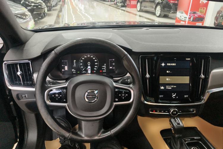 Used Volvo S90 2017 T4 Zhiyi Edition