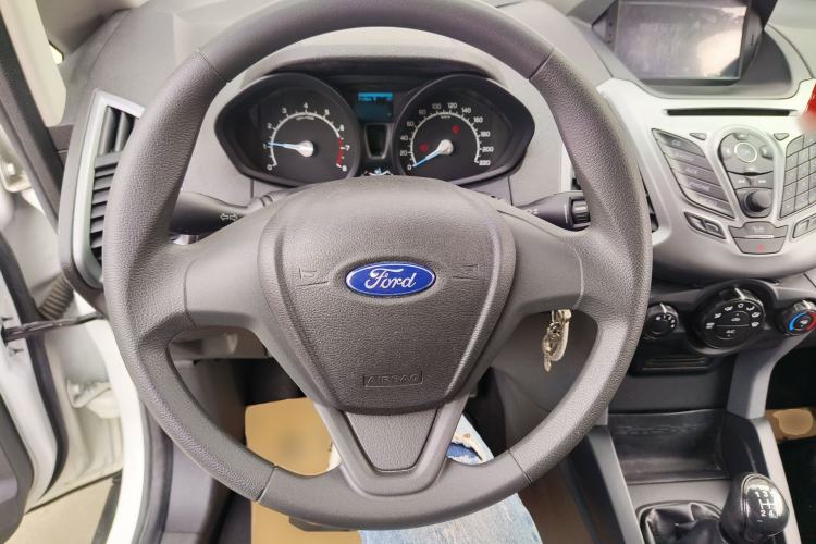 Used Ford EcoSport 2017 1.5L Manual Comfort Model Steering Wheel