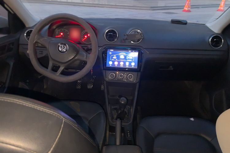 Used Volkswagen Jetta 2017 1.4L Manual Fashion Edition
