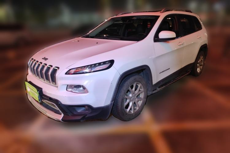 Used Jeep Cherokee 2017 2.0L Superior Edition