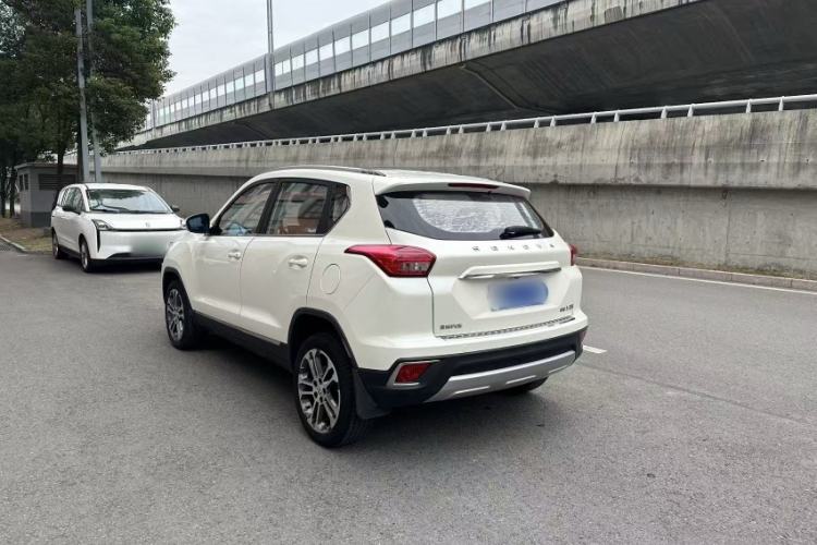 Used BAIC Senova X35 2016 1.5L Manual Luxury Edition
