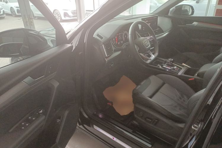 Used Audi Q5L Sportback 2021 40 TFSI Fashion Model Driver Seat