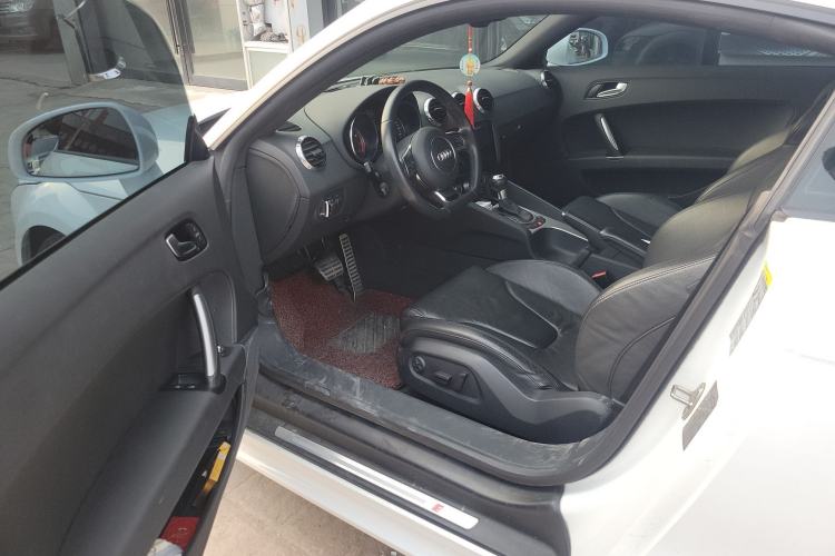 Used Audi TT 2013 TT Coupe 45 TFSI White Classic Edition