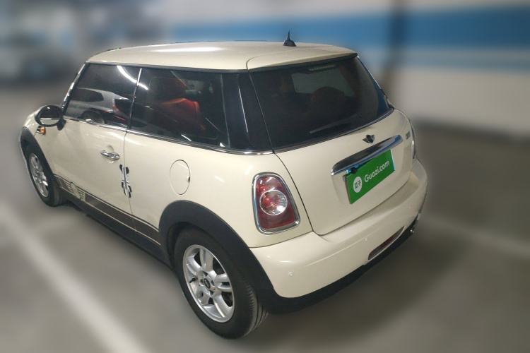 Used MINI 2011 1.6L ONE

