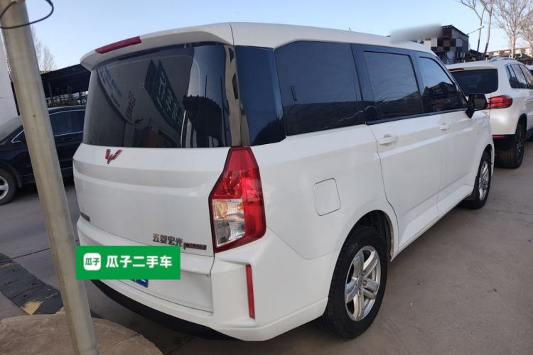 Used Wuling Hongguang PLUS 2020 1.5L Manual Comfort 7-Seater