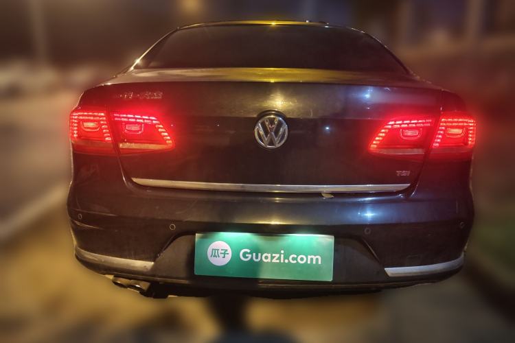 Used Volkswagen Magotan 2015 2.0 TSI Prestige Model
