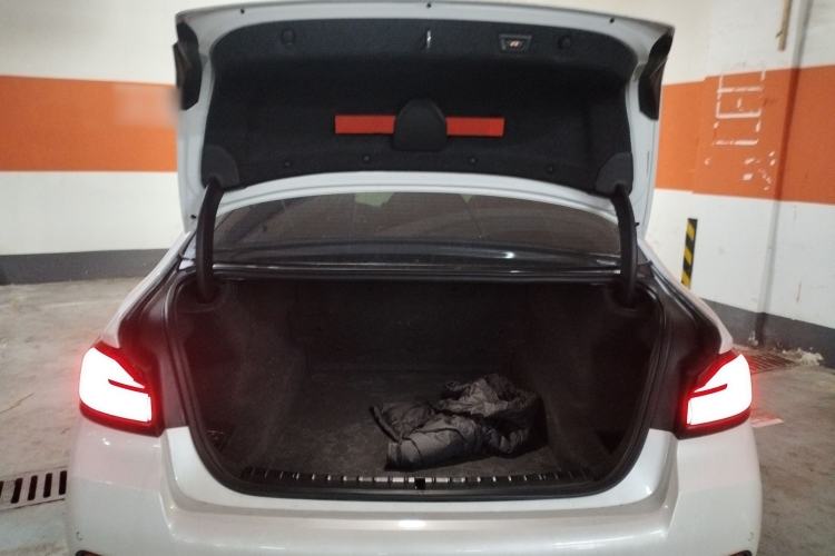 Used BMW 5 Series 2022 Second Facelift 525Li M Sport Package