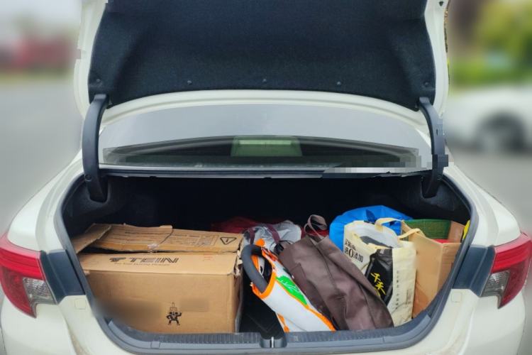 Used Toyota Reiz 2013 2.5V Shangrui Edition Trunk