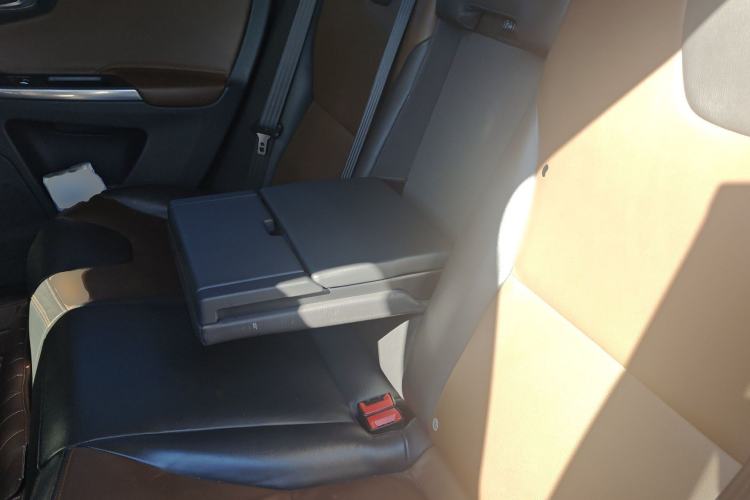 Used Volvo XC60 2015 T5 AWD Smart Drive Edition Left Rear Seat