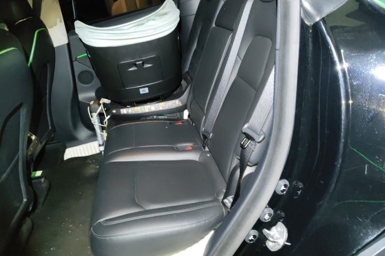 Used Tesla Model Y 2021 Long-Range All-Wheel-Drive Version
