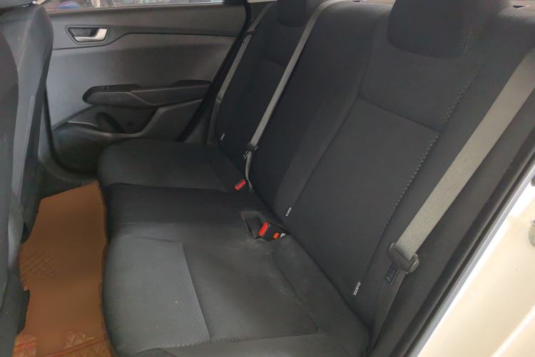 Used Hyundai Verna (new generation) 2016 1.4L Automatic Cool Edition GLS Left Rear Seat