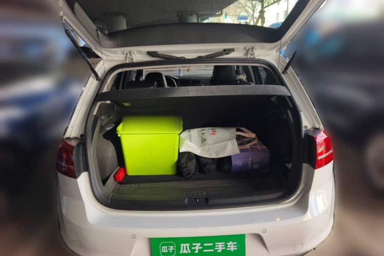 Used Volkswagen Golf 2015 1.4TSI Automatic Luxury Model