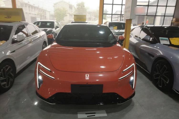 Used Avatr 06 2025 Pro Range-Extended Edition Front