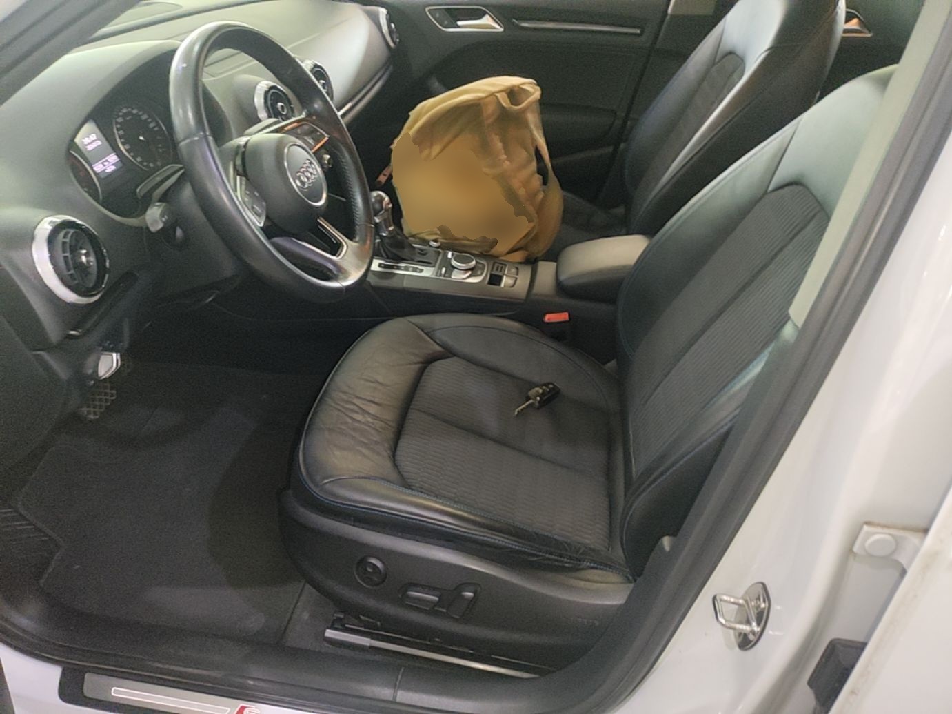 Interior delantero