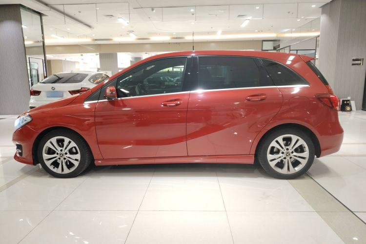 Used Mercedes-Benz B-Class 2017 B 200 Sport Edition
